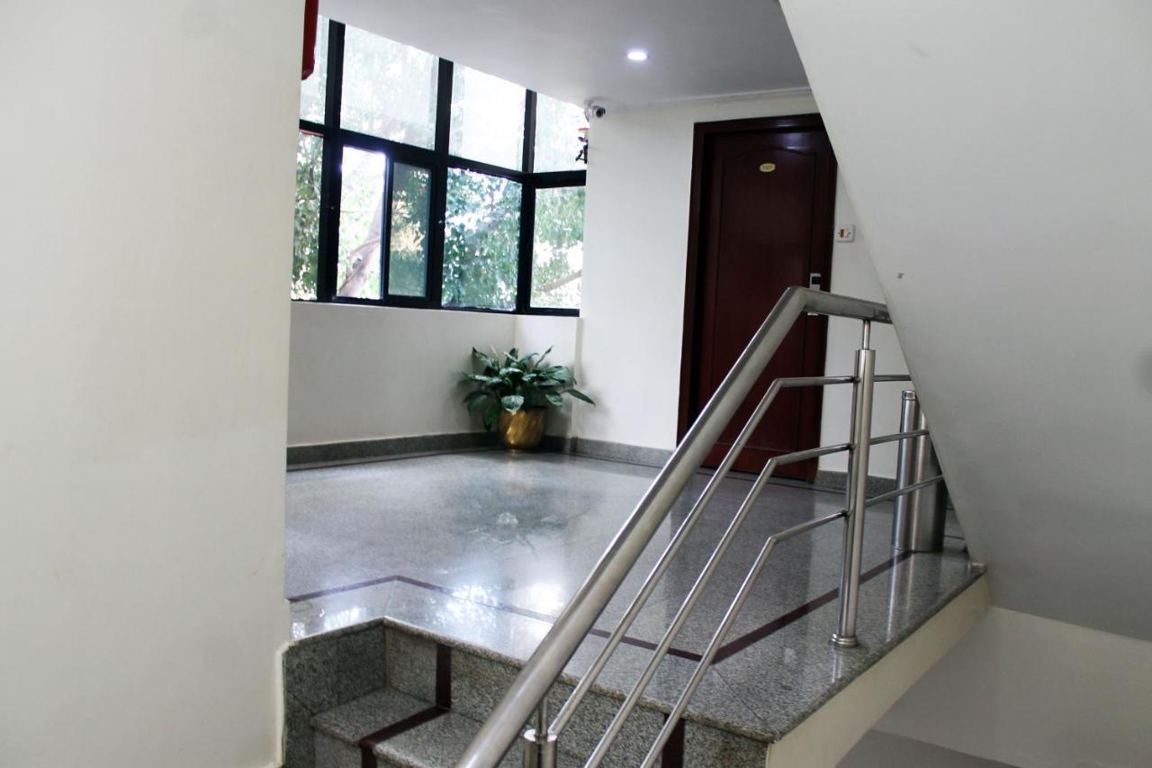 העיר בנגלור Hotel Stay Inn מראה חיצוני תמונה