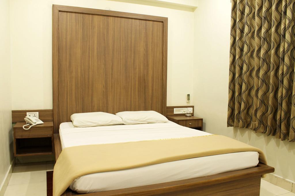 העיר בנגלור Hotel Stay Inn חדר תמונה